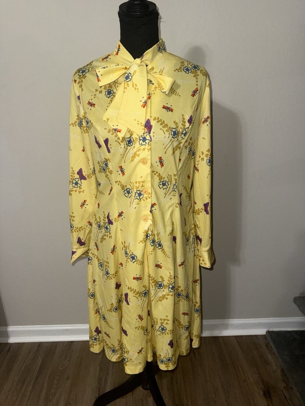 Vintage 1970s Yellow Floral Butterfly Bow Midi Dress Large Made in USA